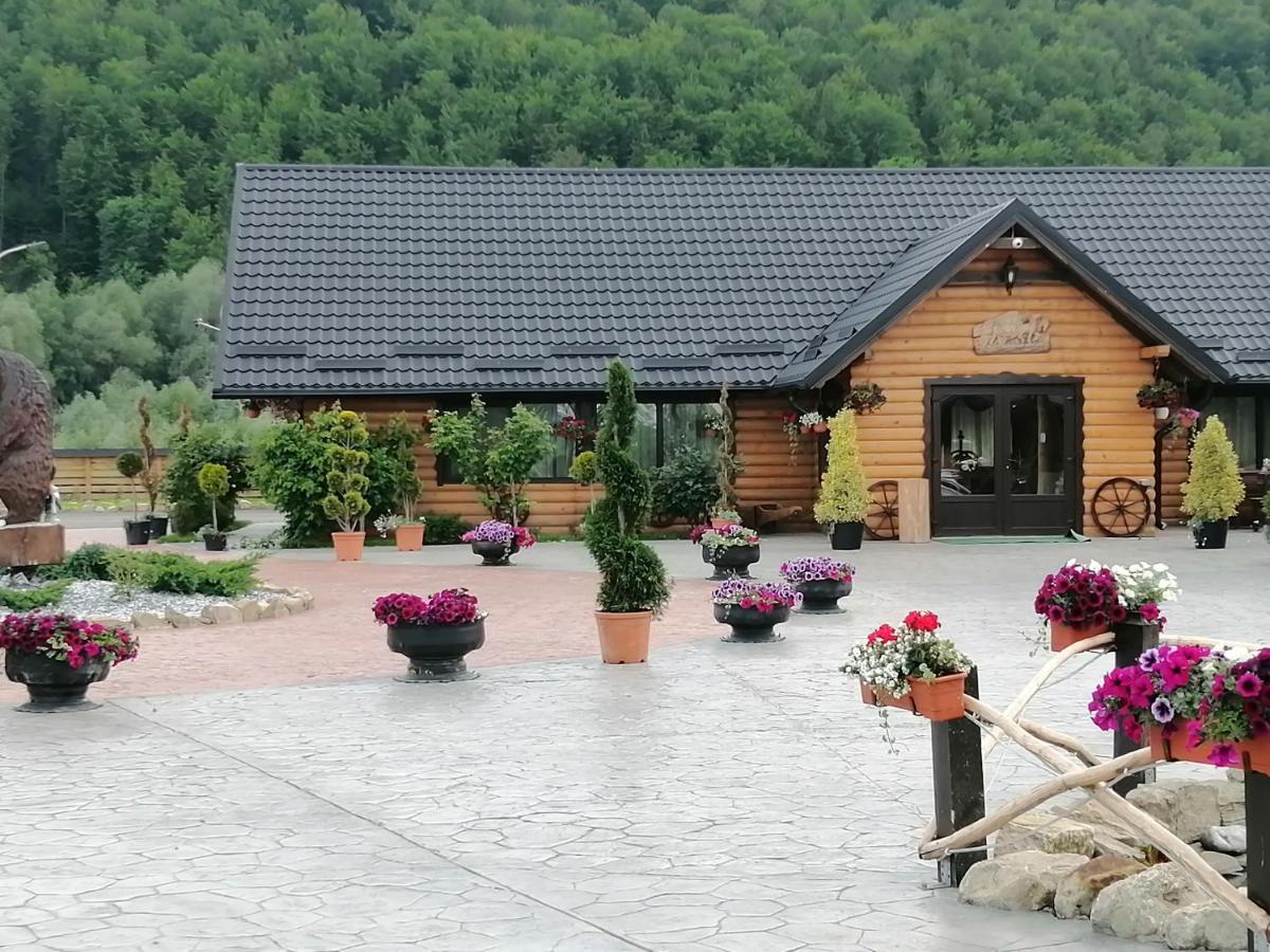 Hanul Vanatorului Hura-Humora Exteriér fotografie